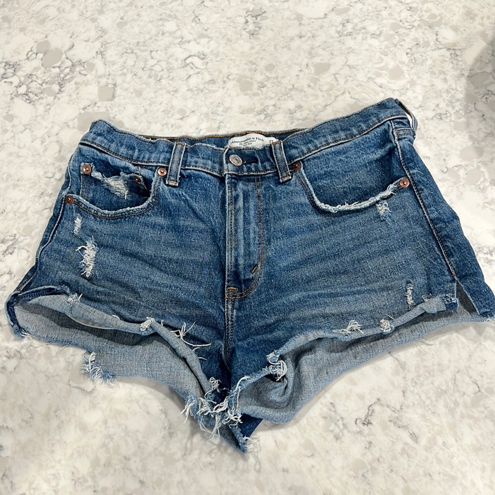 Abercrombie & Fitch Jean shorts